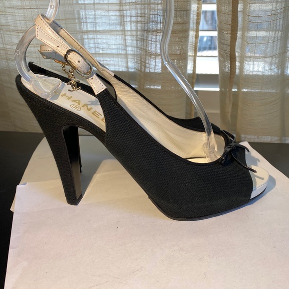 Chanel sling backs mules size 41 blackmules